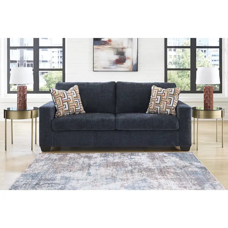 Canapé-lit Queen avec revêtement audacieux et coussins décoratifs - 85L x 37P x 37H